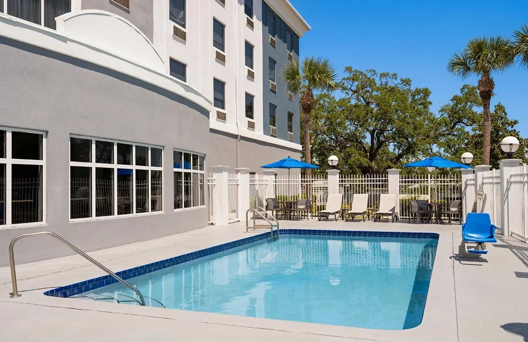 Holiday Inn Express & Suites St. Petersburg North-1