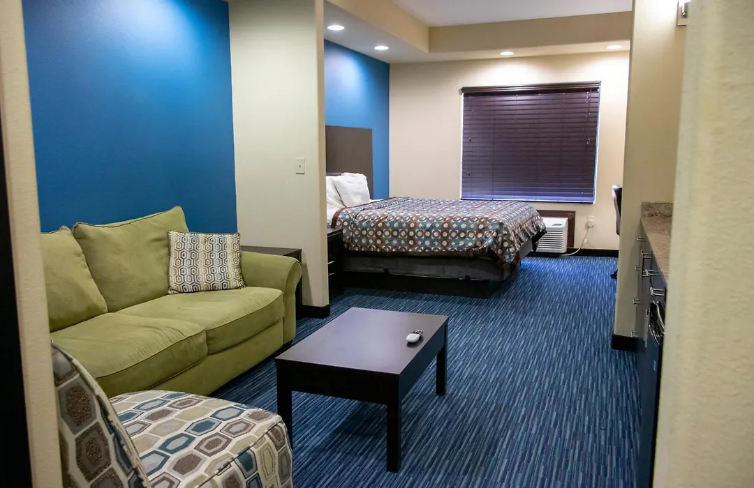 Karnes City Lodge-1