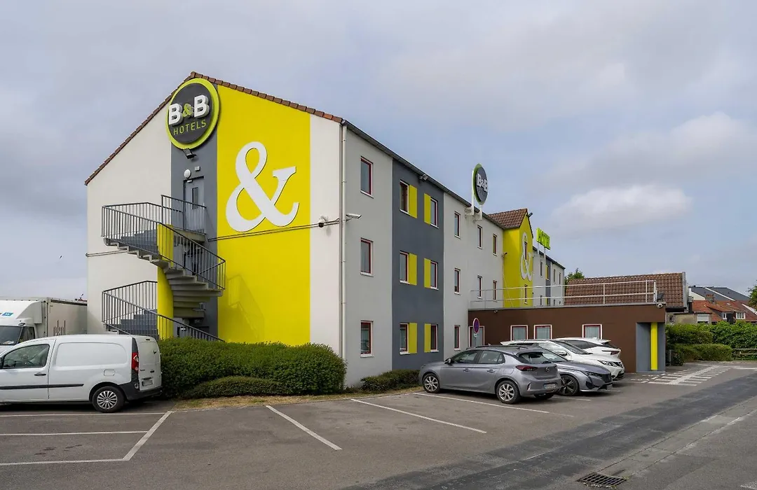 B&B HOTEL Calais Centre St Pierre-1