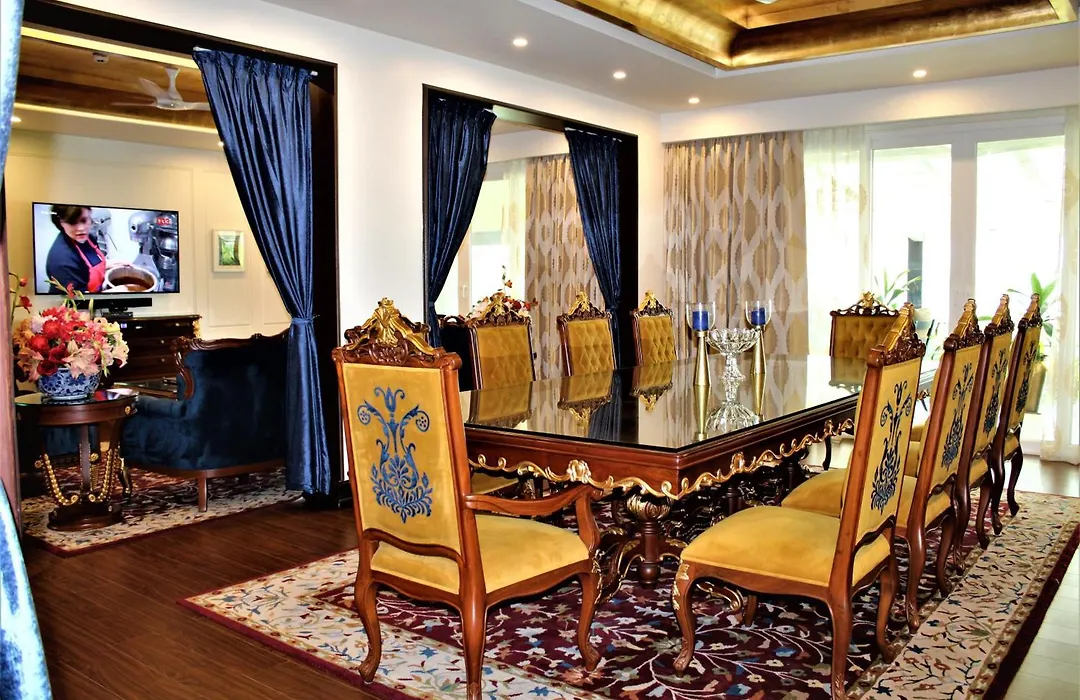 Mayfair Lake Resort-1