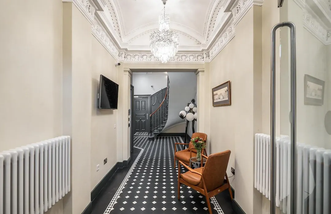 Bonnie Hotel - Smart Boutique Aparthotel - Haymarket Edinburgh-1