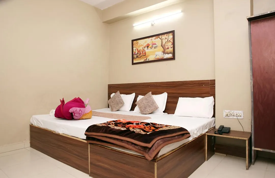 Hotel Siddhi Vinayak-1