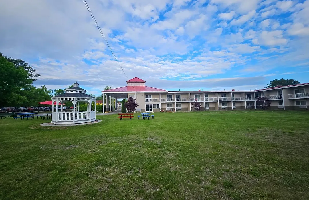 Center Street Value Inn-1