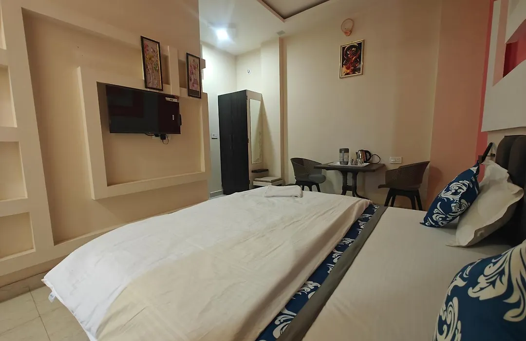 Hotel Pink City-1