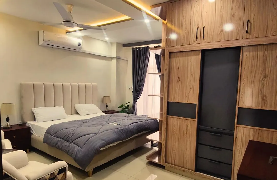 Airport Transit Lodge-1