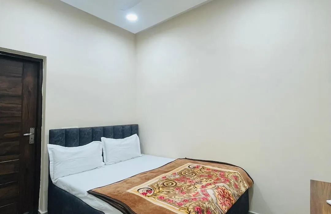 Hotel Elite Grand-1