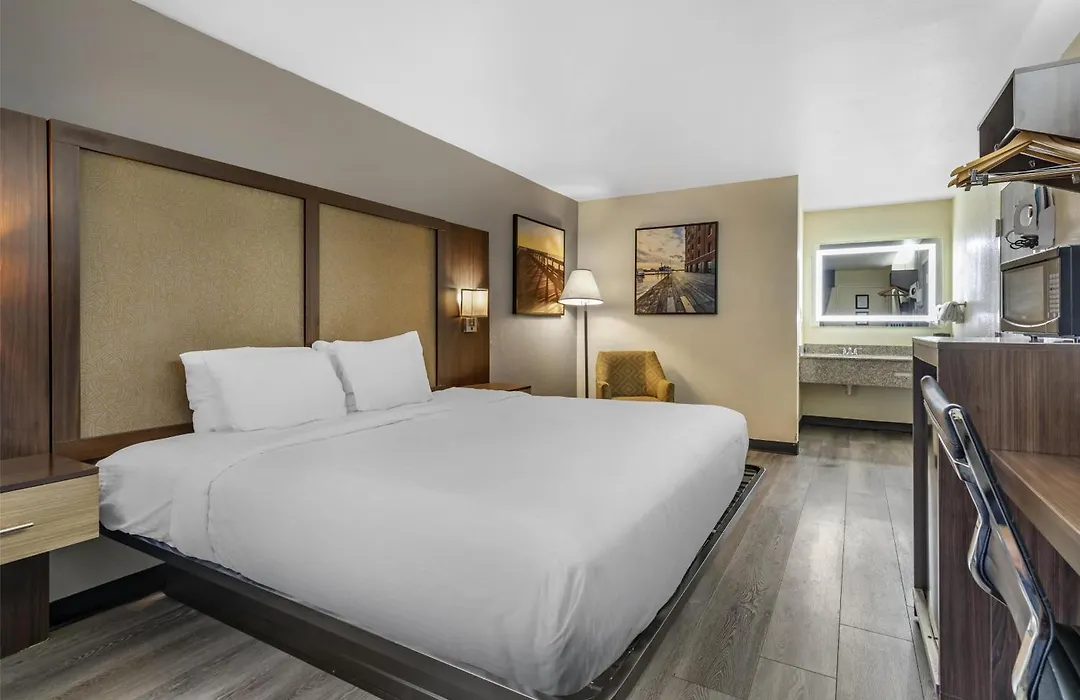 Best Western Salisbury Plaza-1