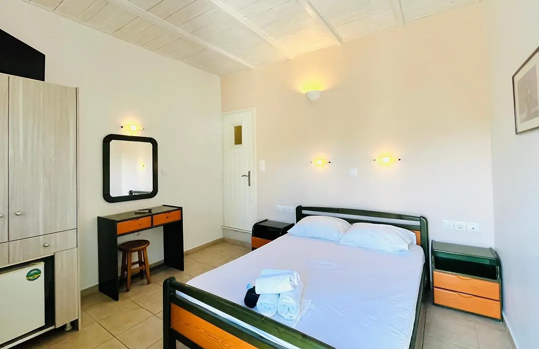 Galaxy Hotel-1