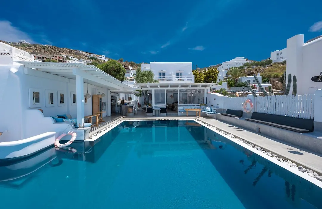 Flaskos Luxury Suites-1