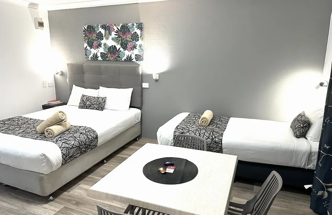 Rosebourne Gardens Motel-1
