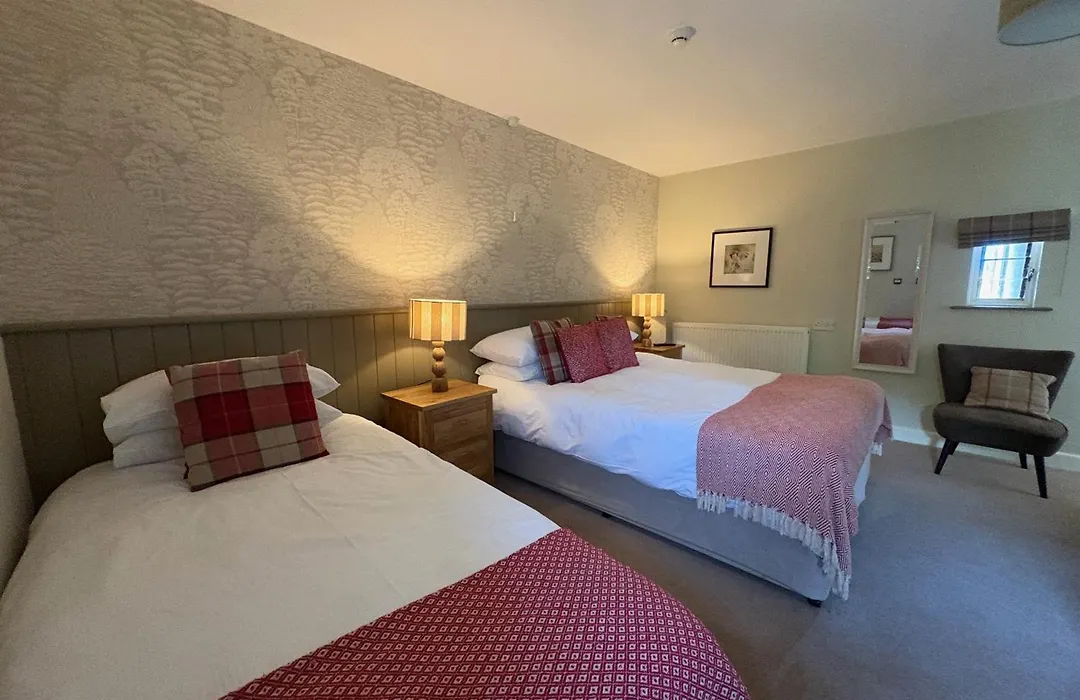 The Craven Arms-1