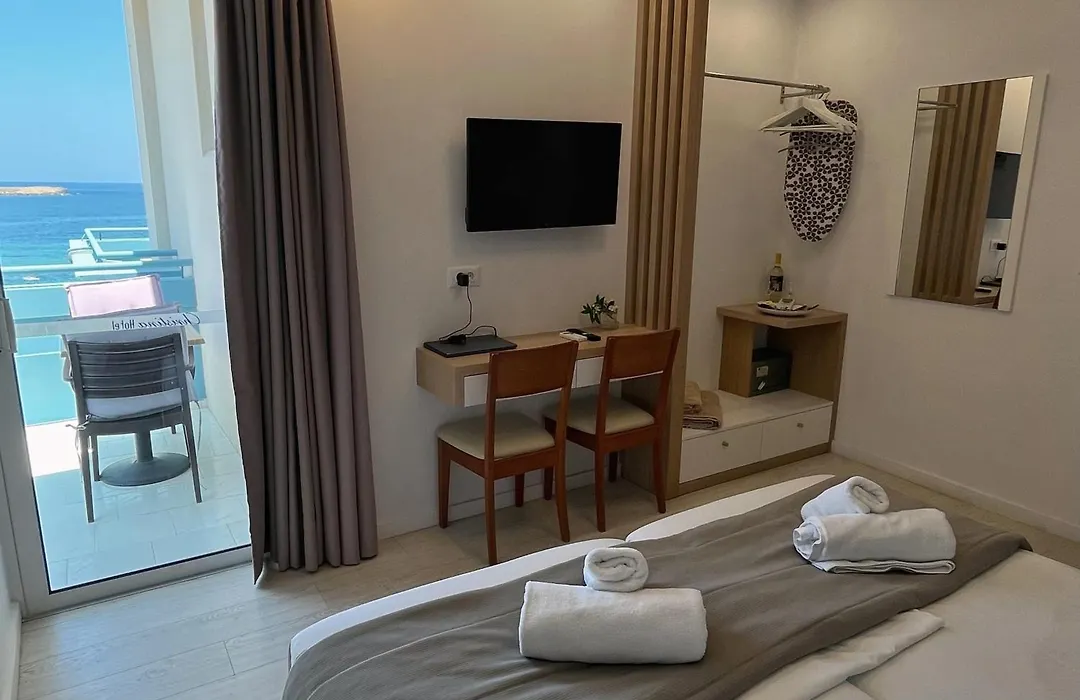 Christina Beach Hotel-1