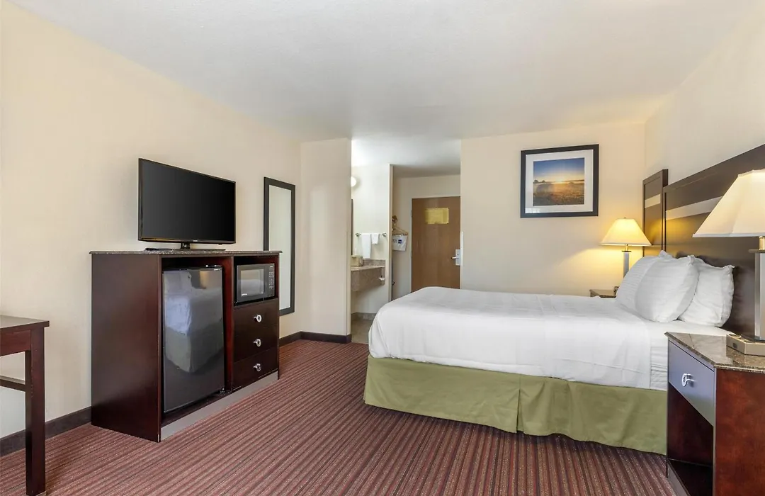 Best Western Parsons Inn-1