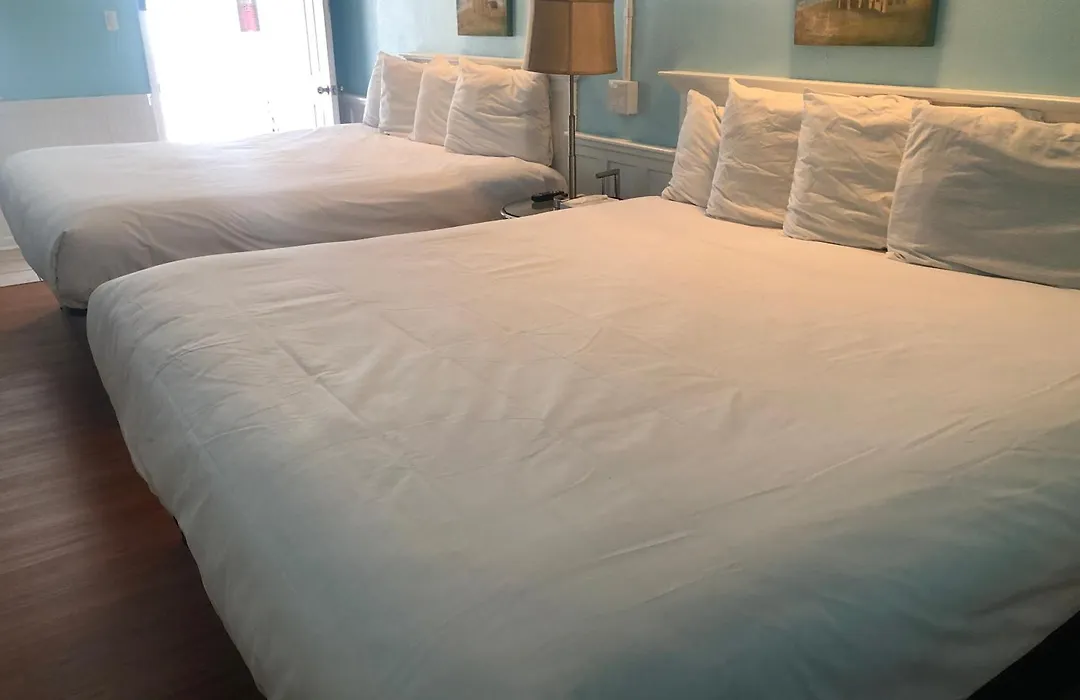 Saratoga Resort-1