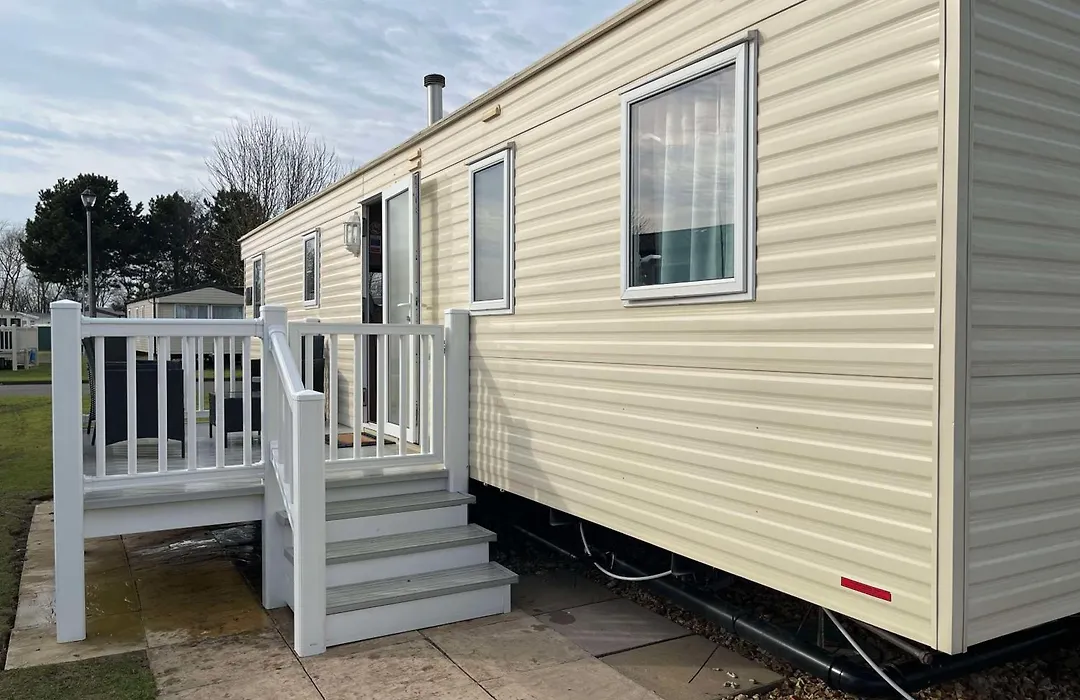 275 - Butlins Skegness, Pet Friendly And Wifi - Meadow Lakes Caravan & Lodge Hire-1