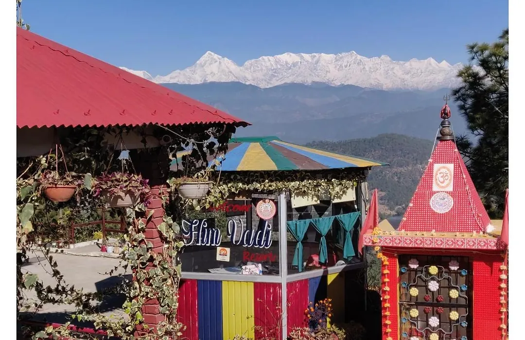 Himvadi Resorts Kausani-1