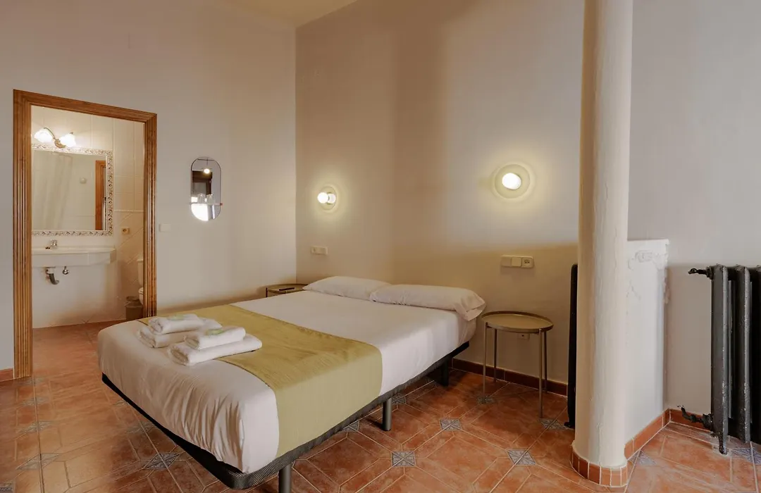 HOTEL BEDMATES Ávila Centro-1
