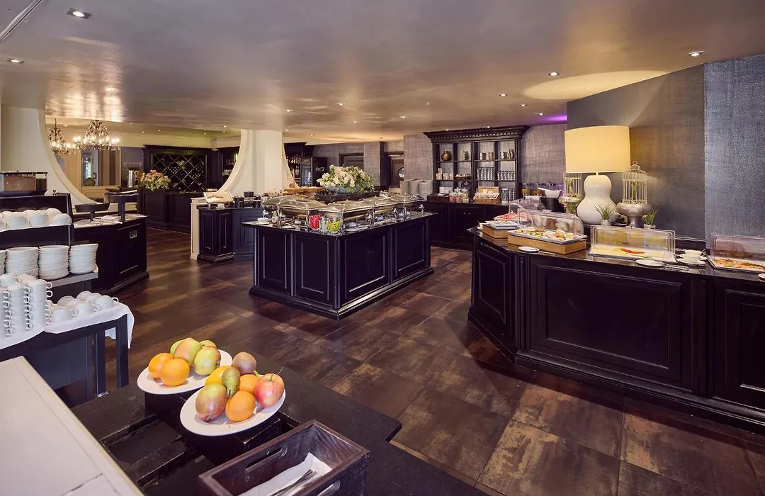 Hotel Moers Van Der Valk-1