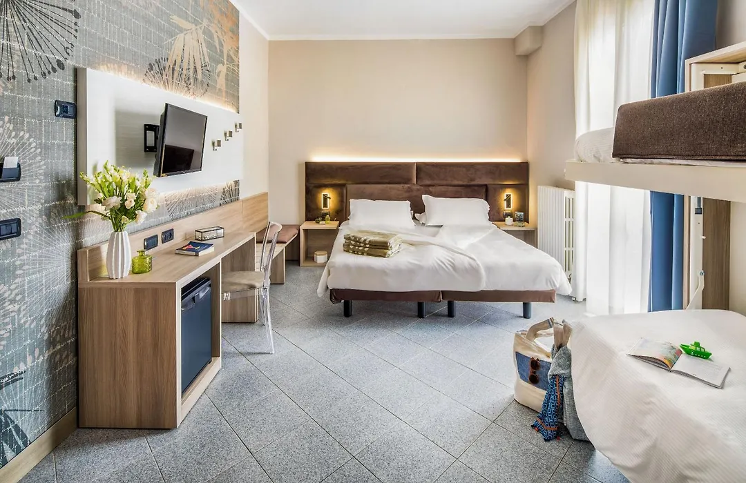 Hotel Gabriella-1