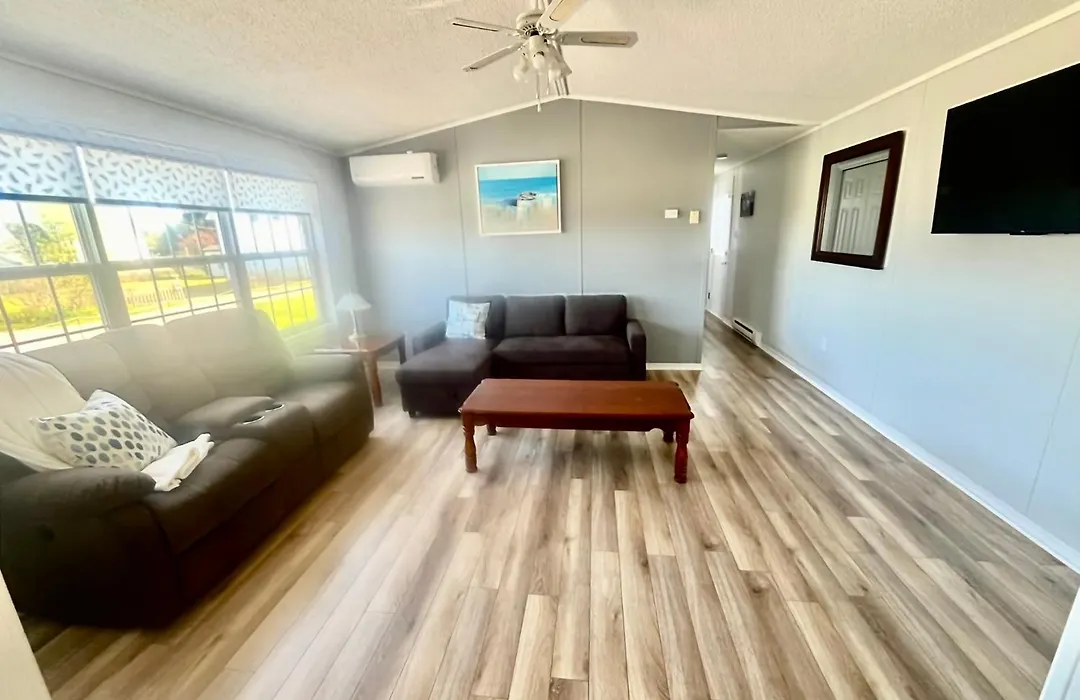 Alma Shore Lane Suites & Cottages-1