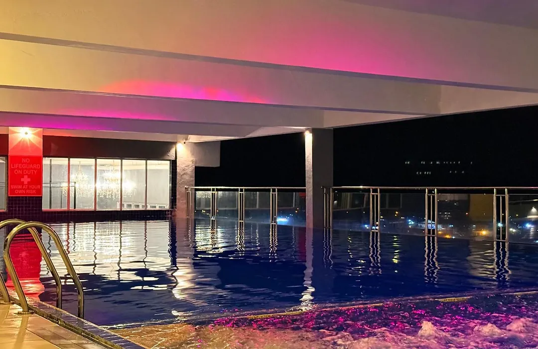Stirling Suites Hotel & Serviced Apartment-1