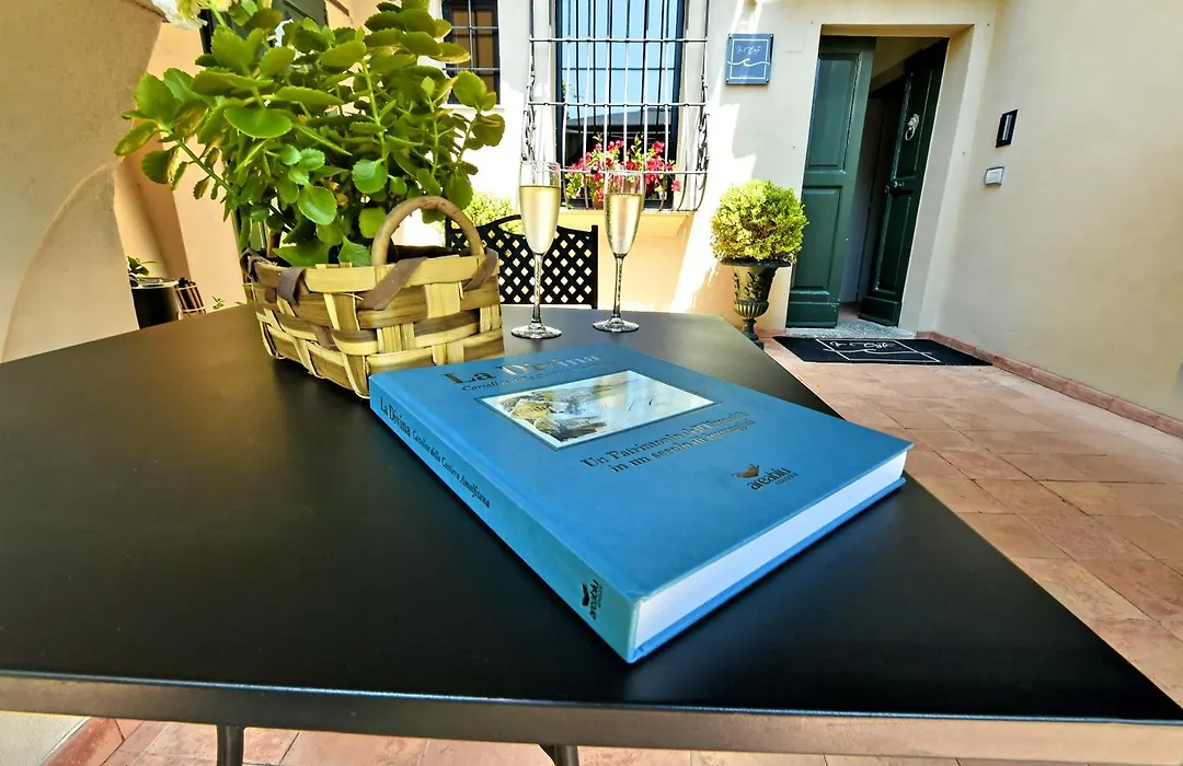 In Costa Relais & Luxury Suites-1