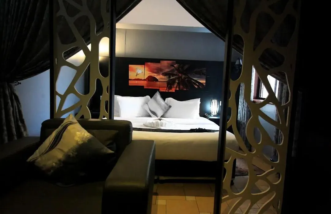 Hotel Kingdom-1