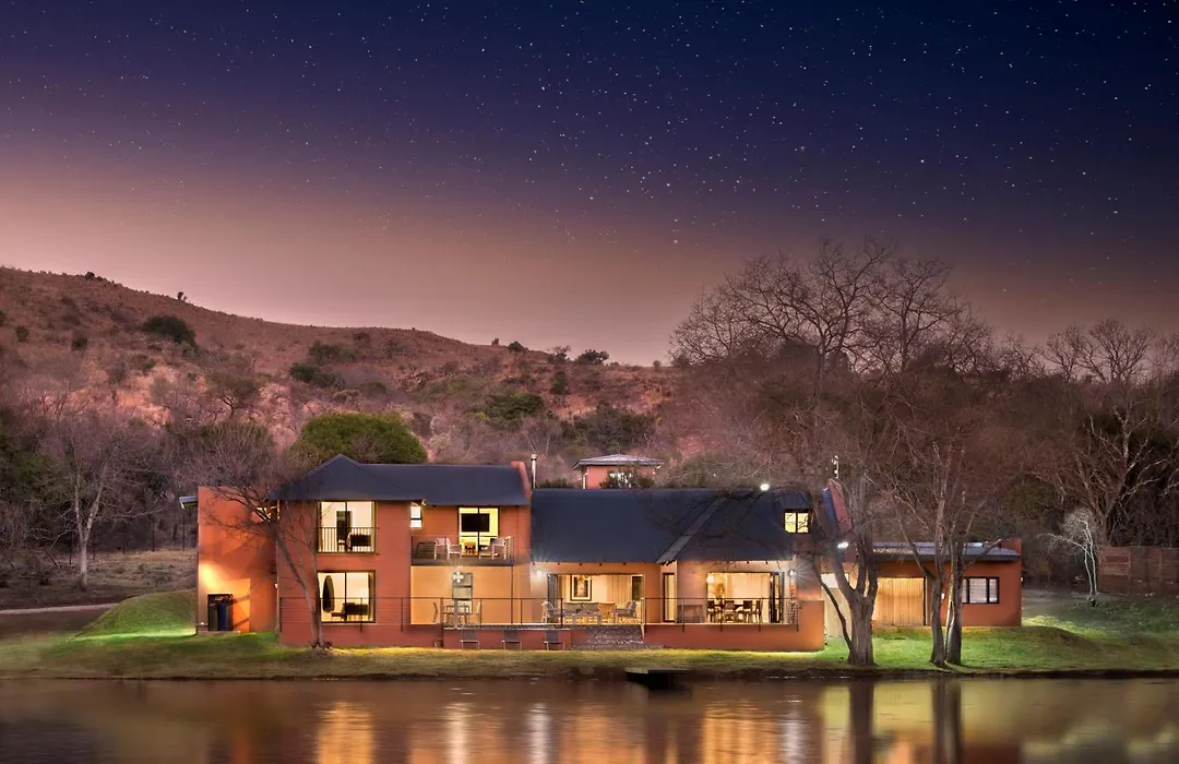 Riverhorse Lodge-1