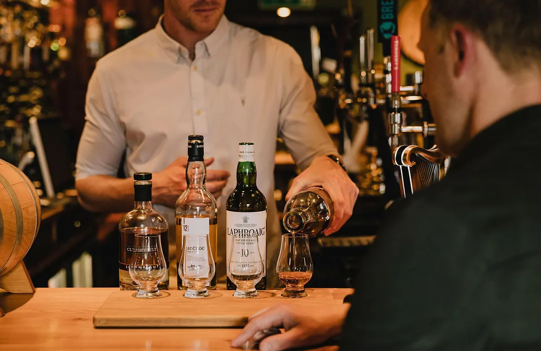 The Inverkip Restaurant, Bar & Hotel-1