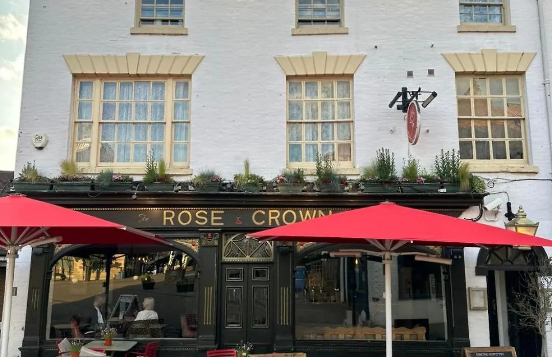 The Rose And Crown-1