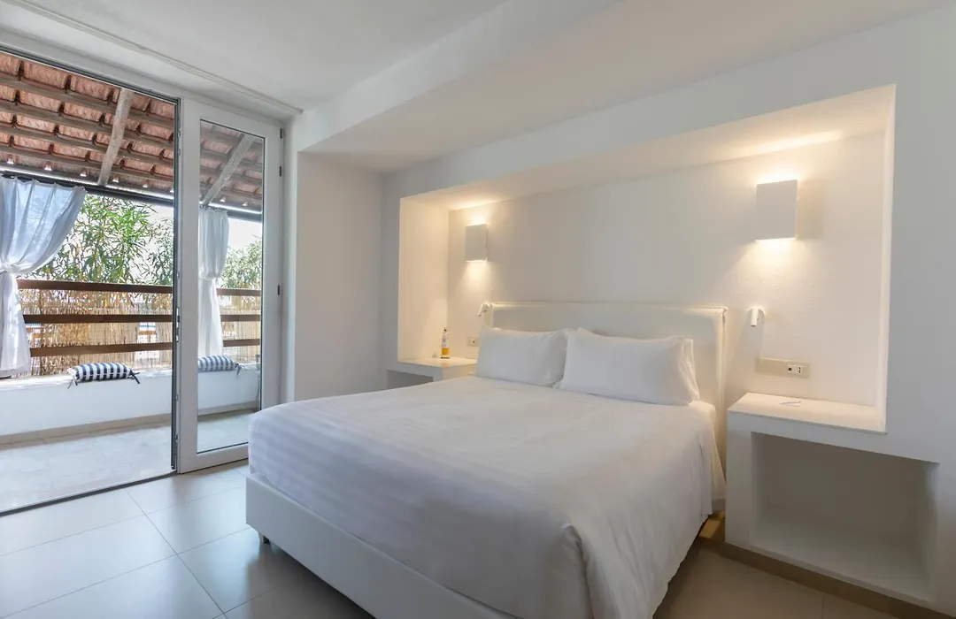 Pagoda Lifestyle Hotel-1