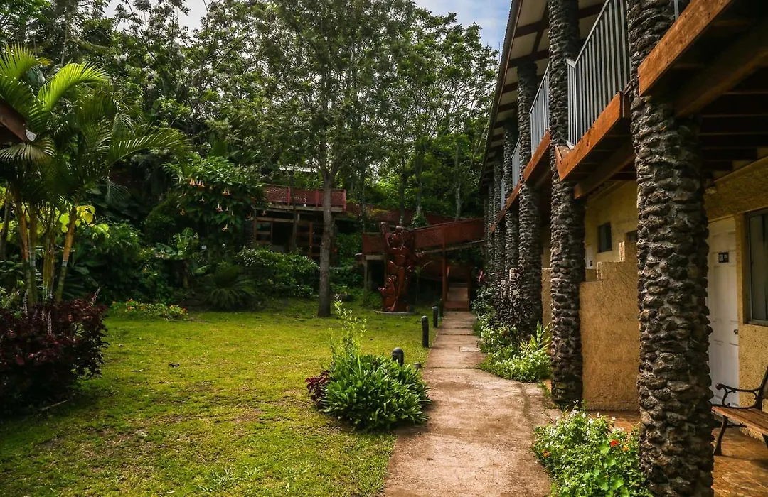 Easter Island Ecolodge-1