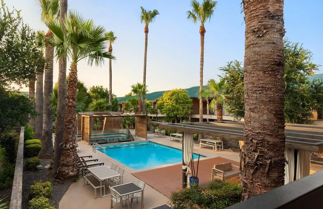 Ramada By Wyndham Del Rio-1