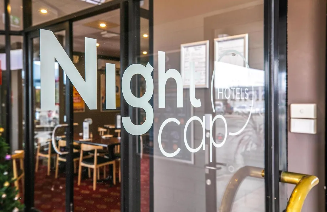 Nightcap At Hendon Hotel-1