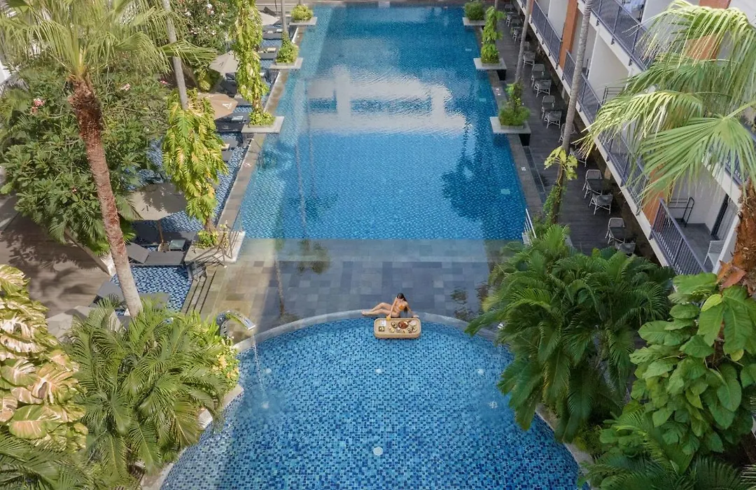 Anathera Resort Kuta-1