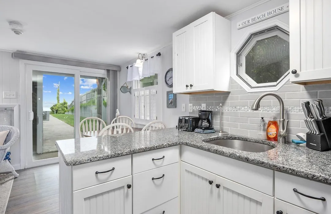 Oceanside Condos-1