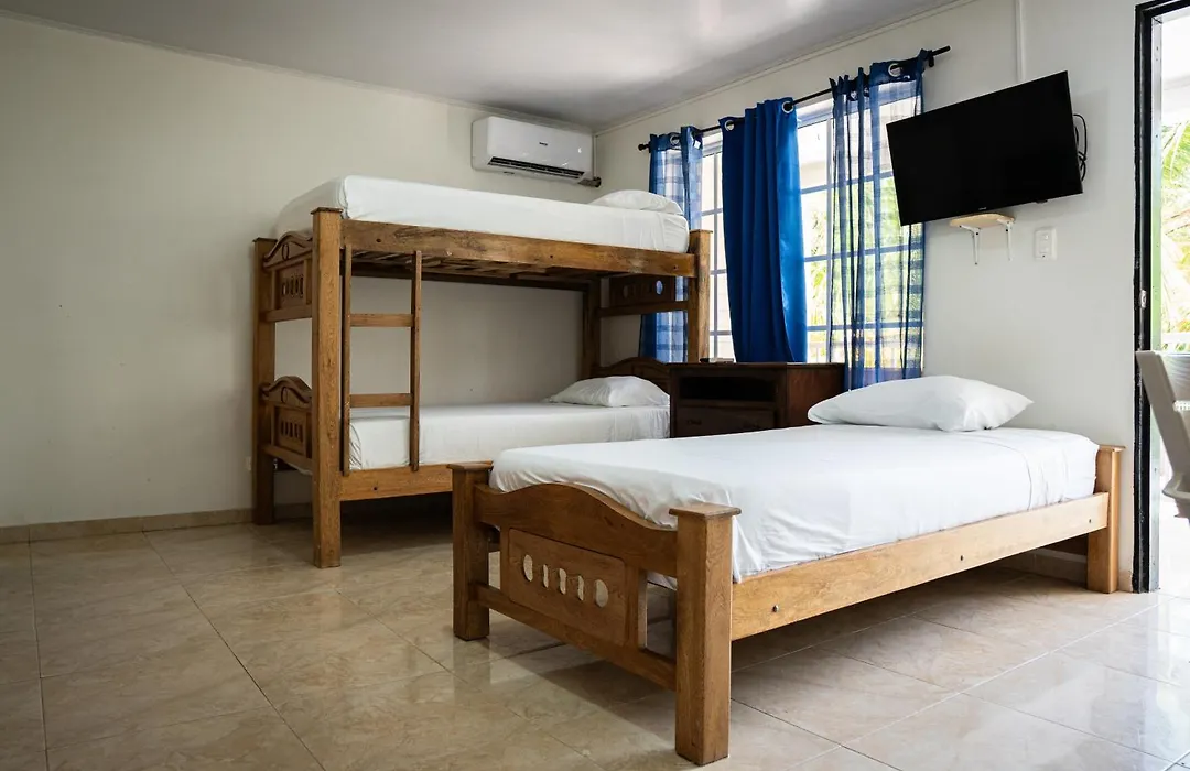 Rocky Cay Lodging-1