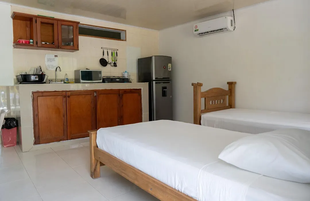 Rocky Cay Lodging-1