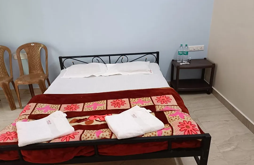 Hotel Deepak Executive, Ganpatipule-1