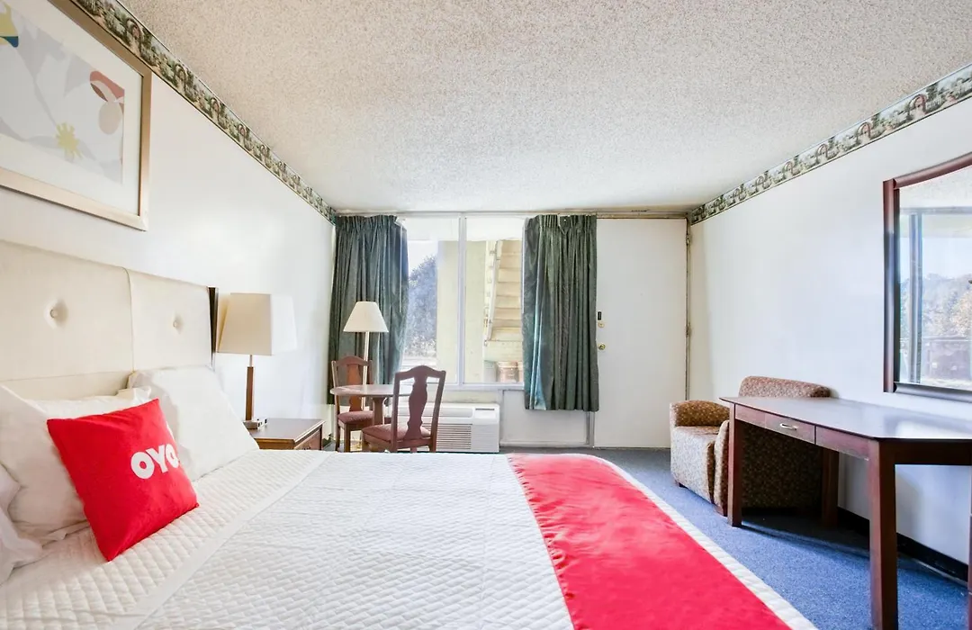 Travelers Inn By Oyo, Templeton Va-1