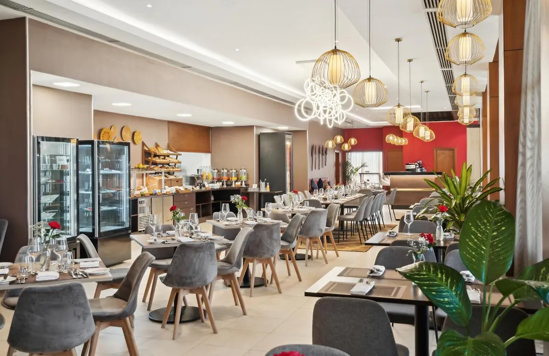 Doubletree By Hilton Addis Ababa Airport-1
