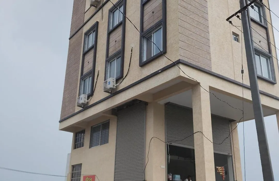 Hotel Bhavya Palace-1