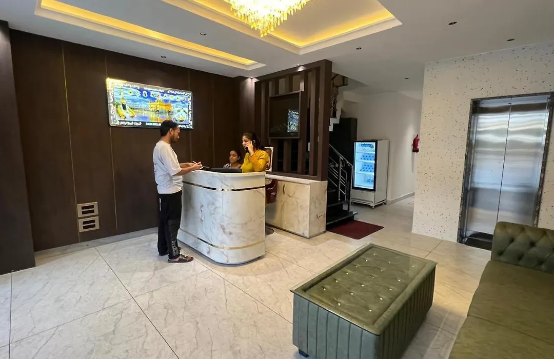 Hotel Royal Vista-1