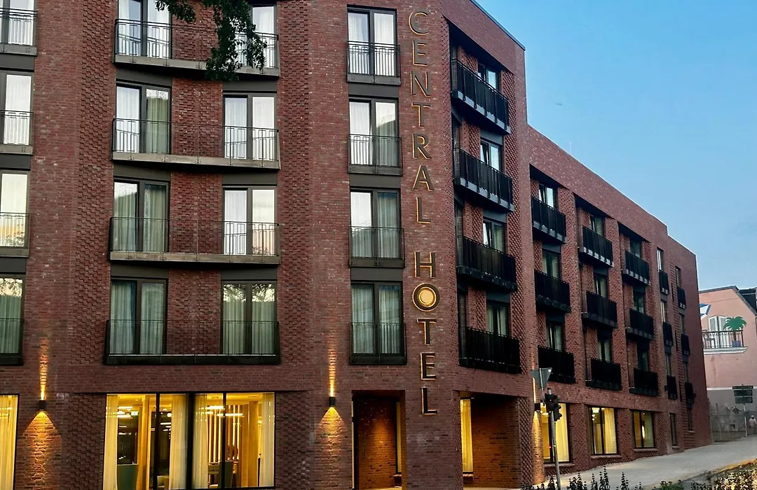 Central Hotel-1