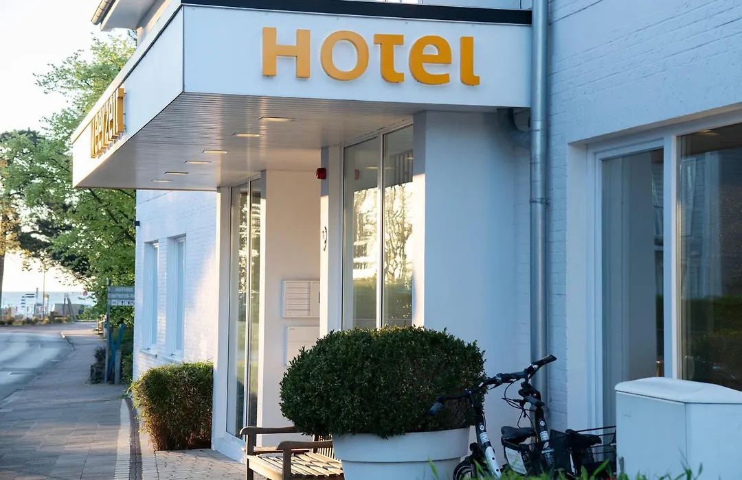 Hotel Meerzeit-1