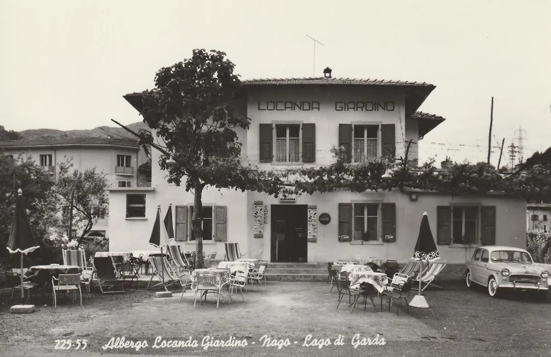 Hotel De Nac-1