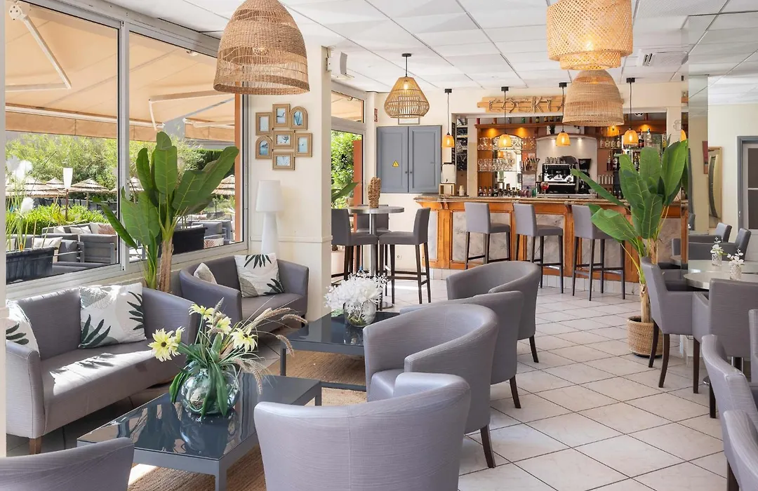 Hotel Club Le Capet-1