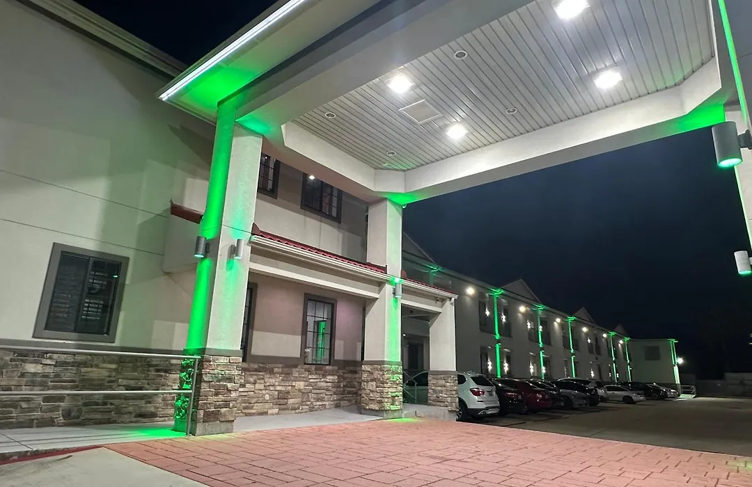Scottish Inn And Suites-1
