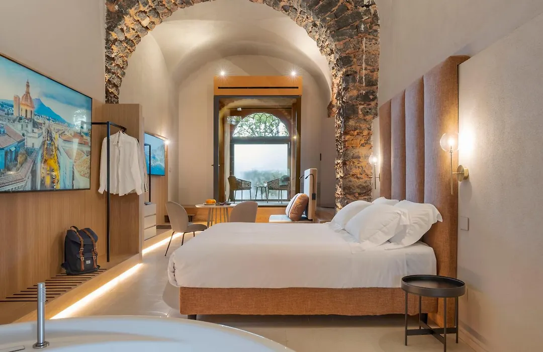 Bastio Private Suites-1