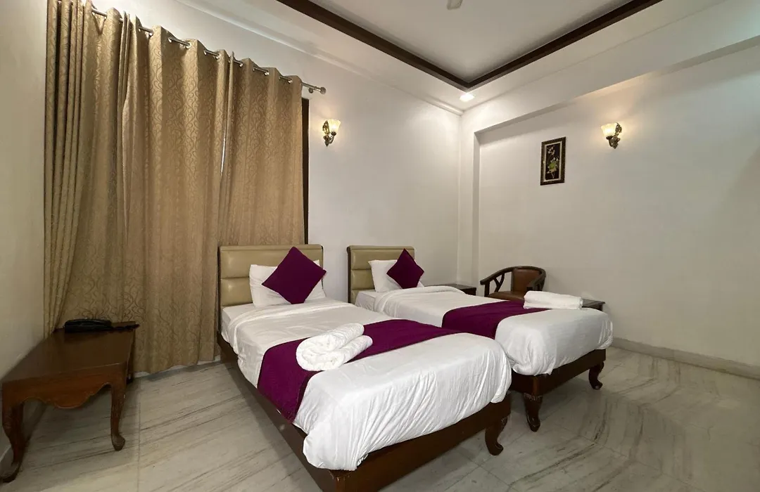 Hotel Agra Grande By Goyal Hoteliers-1